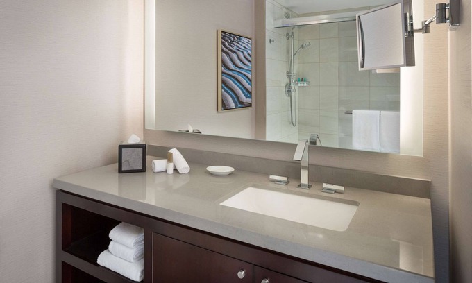 Burlingame House | 2 Connecting Suites at a 4⭐️ Hotel