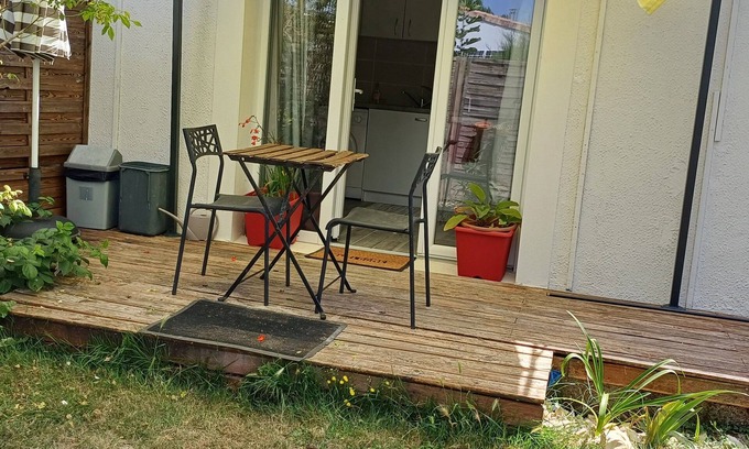 Nieul-sur-Mer Apartment | 2* furnished studio - La Maison aux Mille Roses