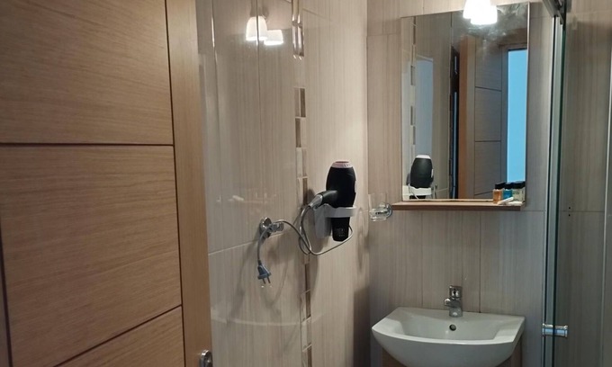 Bodrum City Center Apartment | 2 Hotel Suites in Marvelous Bodrum with AC, WiFi