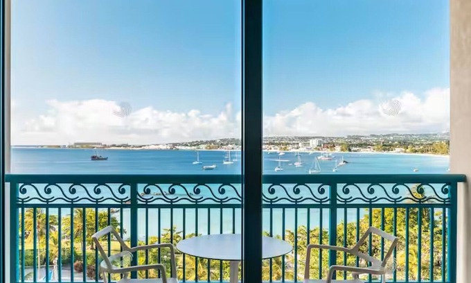 Garrison Historic Area Hotel | 2 Inviting Suites w/Stunning Bay Views and Full Spa Services - Infinity Pool