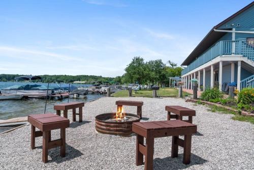 Mayfield Apartment | 2 Lakeside Apartment Units in One at Fife Lake Lodge