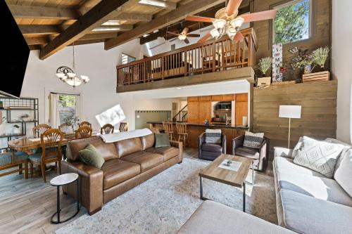 Overlook Park House | 2 Landrise
