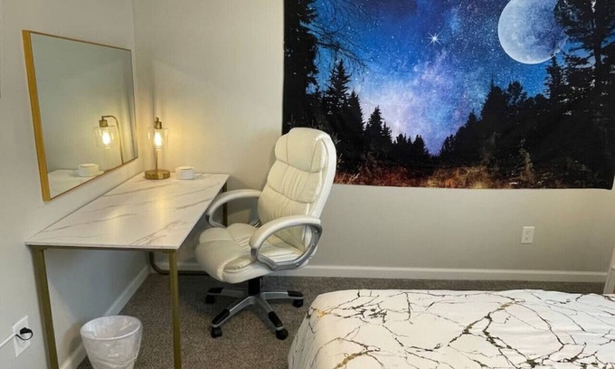 Commerce Apartment | ✨ 2 Luxury Townhomes: 4 King Beds, 2 Kitchens, 6 TV's, 2 Grills & 2 Firepits ✨