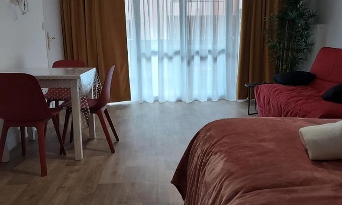 Saint-Vincent Apartment | 2 LYS Orleans Downtown, free secure parking