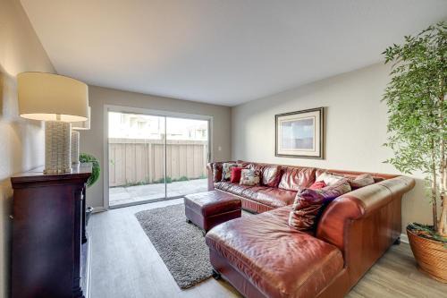 Port Hueneme Apartment | 2 Mi to Beaches Condo with Patio in Port Hueneme!
