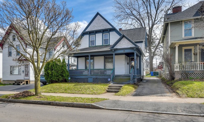South Wedge Apartment | < 2 Mi to Hospitals & University: South Wedge Apt!