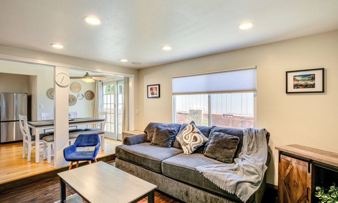 Belmont Heights House | 2 Mi to Ocean: Long Beach Home w/Gas Grill!