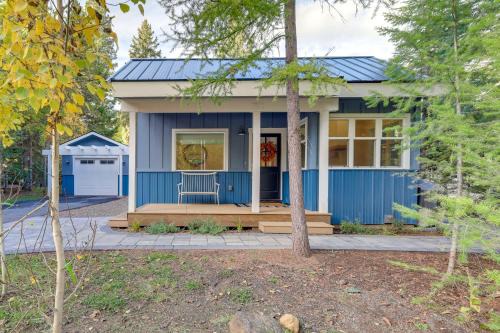 McCall House | 2 Mi to Payette Lake Charming Cottage with Hot Tub!