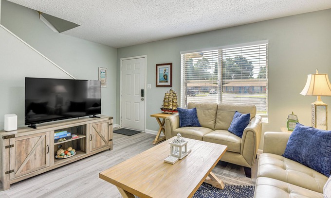 Niceville House | 2 Mi to State Park: Dog-Friendly Niceville Home
