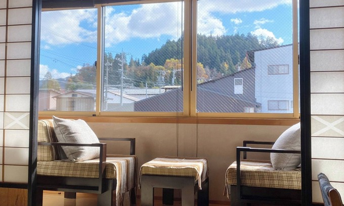 Old Town House | 2 min walk to Old Town cozy house wterrace /Takayama Gifu