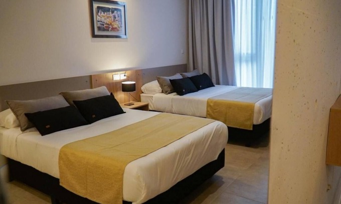 Rio Cuarto House | 2 Modern Rooms With Pool Free Breakfast And Parking Near Local Attractions