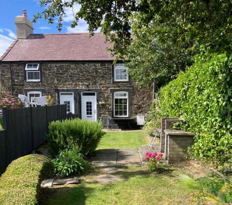Conwy House | 2 Morfa View