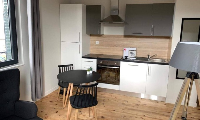 Chatel-Guyon Apartment | 2-person air-conditioned 1-bedroom apartment near Aïga Resort Grand Suchet 201