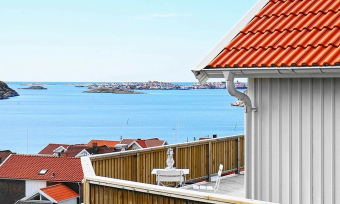 Ronnang House | 2 person holiday home in Rönnäng