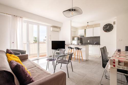 Cros-de-Cagnes Apartment | 2 pièces proche plages Go011