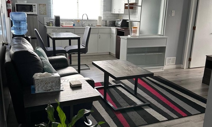 East Kildonan Bed & Breakfast | 2 Private Bedrooms in Winnipeg