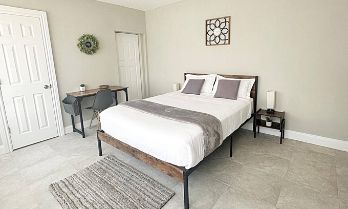 Pompano Beach Apartment | #2 Private Studio Near Beaches with W/D