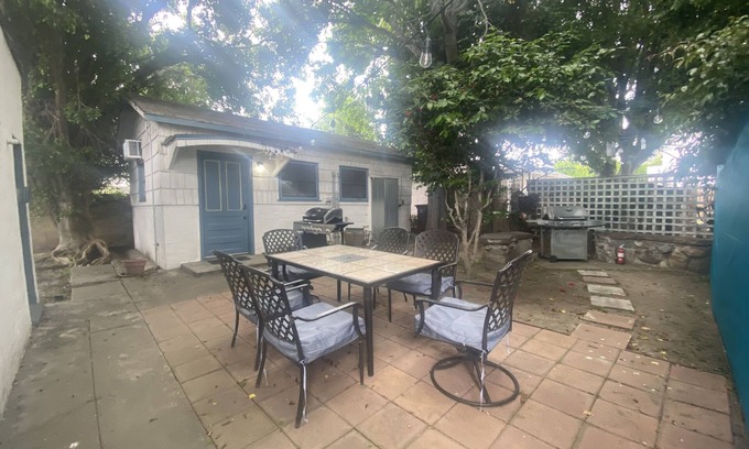 Sawtelle Cottage | 2 Queen Beds/1 Bath, Back House, FURNISHED STUDIO, Kitchenette, W/D, Patio/BBQ