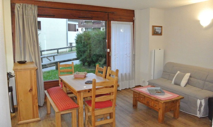 Les Esserts Apartment | 2-room apartment 36m2 garden level Morillon les Esserts, well-equipped, 50m from chairlift