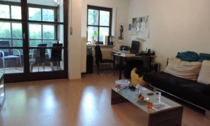 Moosach House | 2 room apartment in Munich Temporary living 2 room apartment with loggia and garden