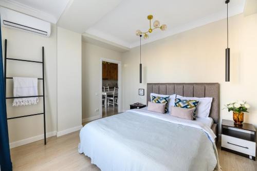 Almaty Apartment | 2 room apartment near Mega, botanical garden