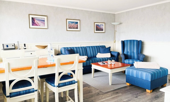 Westerland Apartment | 2-room apartment with covered balcony and "small" sea view in Westerland