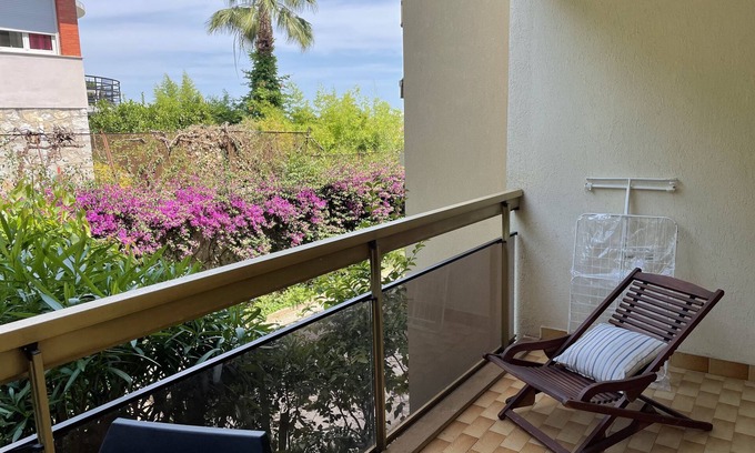 Fabron Condo | 2-room apartment with terrace 200m from the beach
