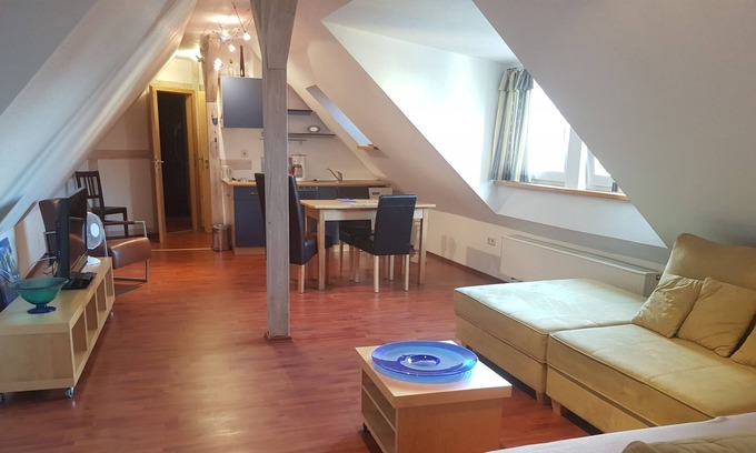 Hilpoltstein Apartment | 2 room attic apartment holiday apartment with bath tub and single kitchen