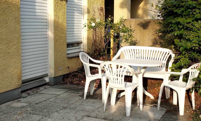 Forchheim Apartment | 2 room cozy Apartment - Sunny ground floor apartment with garden terrace in Forchheim