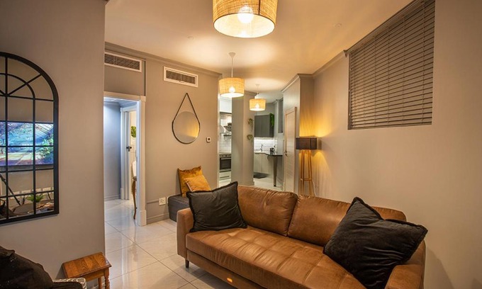 Durban Point Apartment | 2 Sleeper Stylish Sanctuary