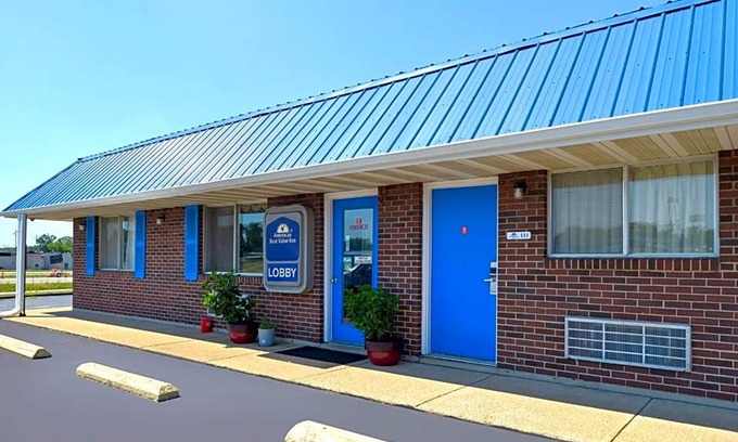 Sullivan Hotel | 2-Star Hotel ∙ Americas Best Value Inn Sullivan