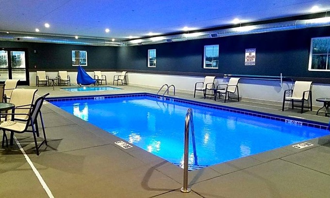 Wayland Hotel | 2-Star Hotel ∙ Best Western Plus Wayland Hotel