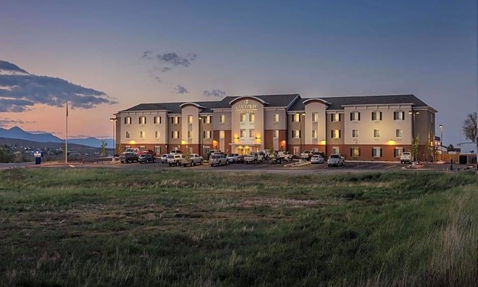 Winnemucca Hotel | 2-Star Hotel ∙ Candlewood Suites Winnemucca, an IHG Hotel