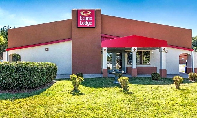 Gastonia Hotel | 2-Star Hotel ∙ Econo Lodge - Gastonia