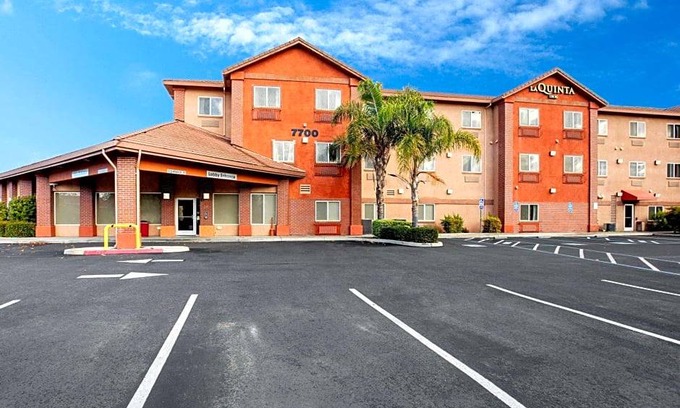 Livermore Hotel | 2-Star Hotel ∙ La Quinta Inn by Wyndham Livermore