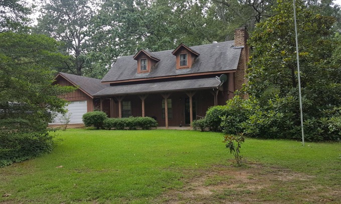 Hemphill House | 2 Story; 2 bed 2 bath house.