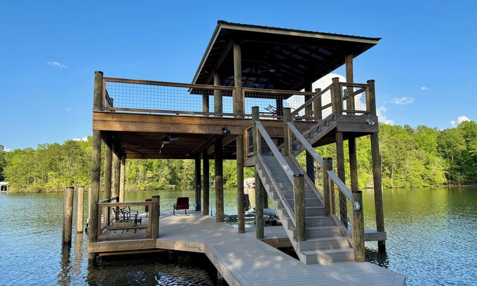 Dadeville House | 2 Story Dock w/ Jump Platform & Outdoor TV/ Stunning Views/Dog Friendly/ Kayaks