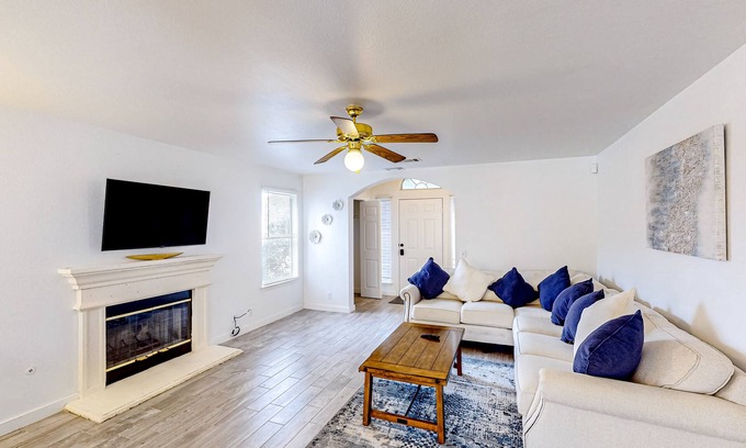 Buda House | 2-story home with private outdoor pool, fenced backyard, fireplace, patio, & AC