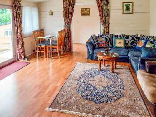Liverton House | 2 The Folly's - Uk45188