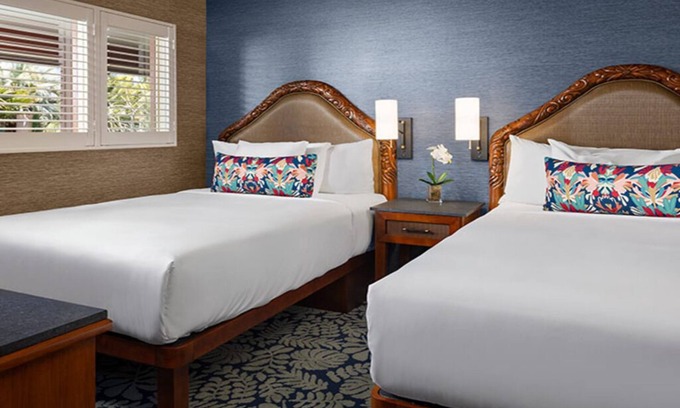 Crown Point Hotel | 2 units Bay View Double Suite Retreat | Catamaran Resort & Spa