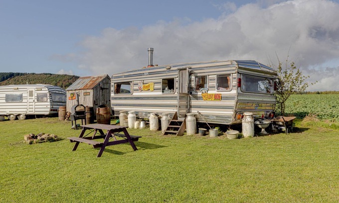 Scarborough Cabin | 2 x Double Bed Glamping Wagon at Dalby Forest