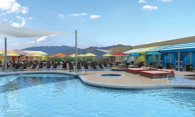 Gateway District Hotel | 2 x Elite 2 Queens at The STRAT Hotel, Casino & Tower