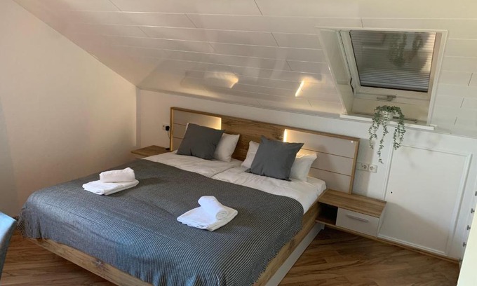 Obersulm Apartment | 2 Zimmer Ferienwohnung