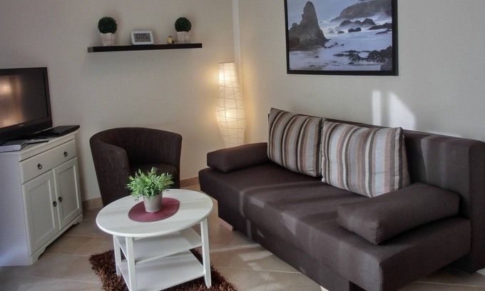 Gelbensande Apartment | 2-zimmer-fewo für 4 Pers. EG mit Kleinen Garten