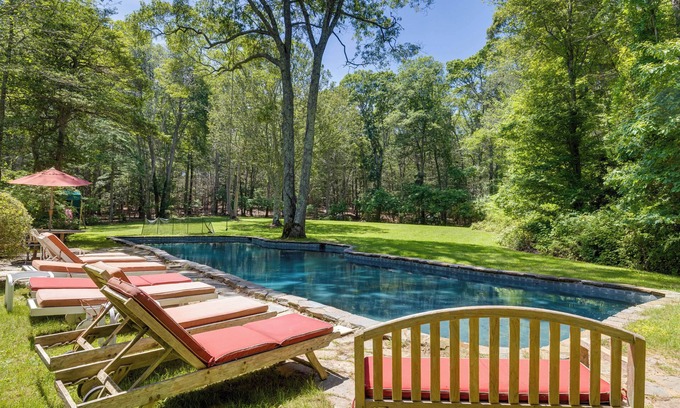 Amagansett North House | 20-Acre Hamptons Nature Escape w/Hot Tub & Pool