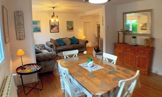 Chenac-Saint-Seurin-d'Uzet House | 20% DISCOUNT FOR SUMMER DATES nThree bed house in pretty village Gironde estuary