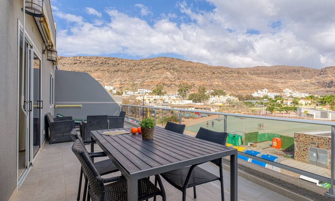 Playa de Mogan Apartment | 20 meters from the beach, terrace, private parking and AC