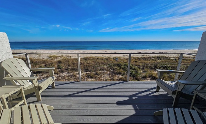 St. George Island Condo | 20% OFF FALL! Remodeled bathrooms! BEACHFRONT condo, Community Pool