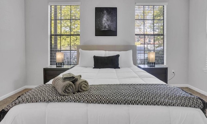 Southside Apartment | 20% Off The Jax Luxe Pad