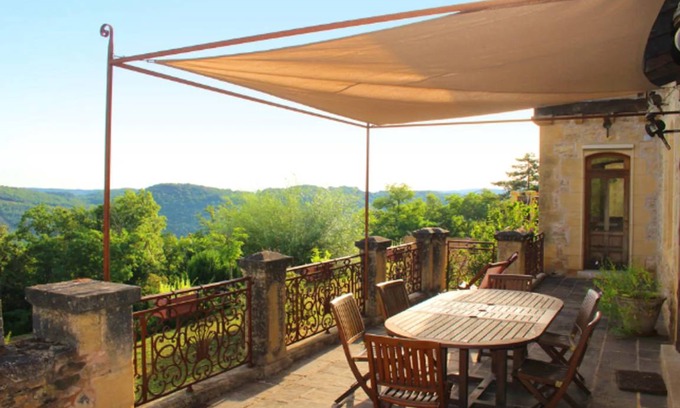Saint-Cybranet House | 200 m² House ∙ 4 bedrooms ∙ 9 guests